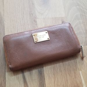 Michael Kors wallet